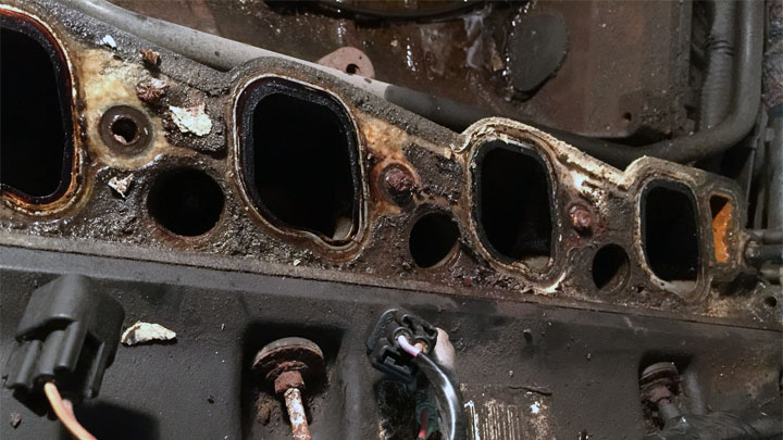 intake-manifold-leak-symptoms