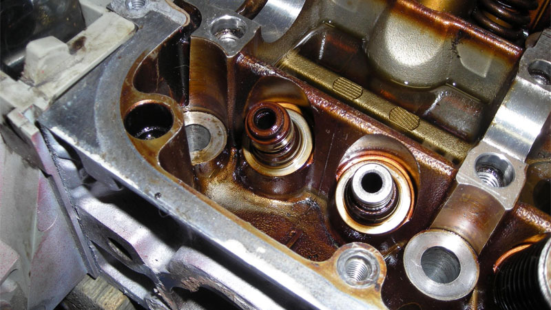 valve-guide-seals-symptoms